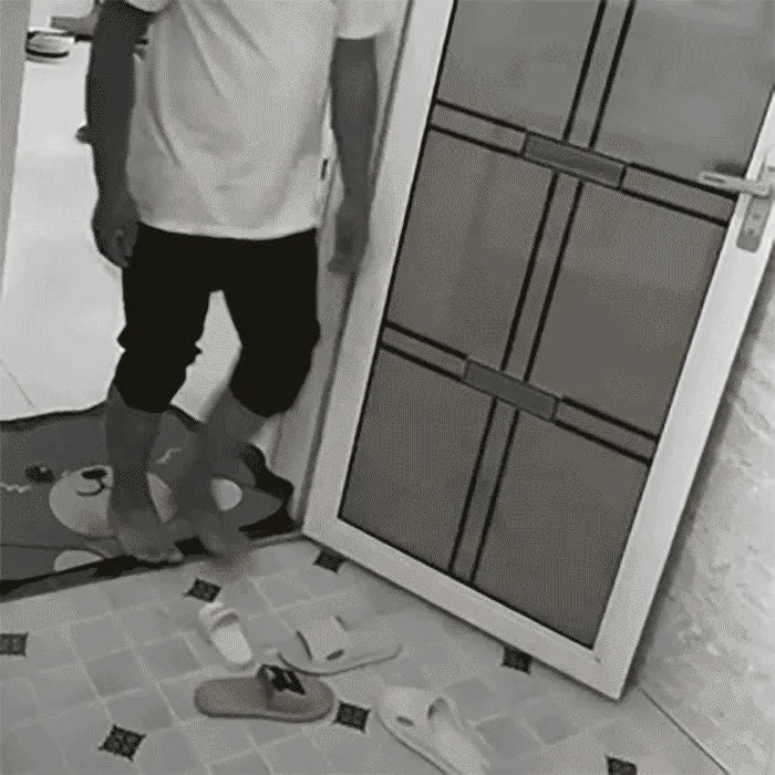 AbsorbentMat, απορροφητικό υπόστρωμα που στεγνώνει γρήγορα - video