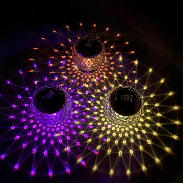 BallLamp, ένα αδιάβροχο και ηλιακό LED φως που αλλάζει χρώματα - Image 3