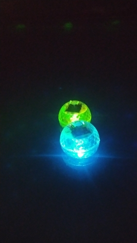 BallLamp, ένα αδιάβροχο και ηλιακό LED φως που αλλάζει χρώματα - Image 10