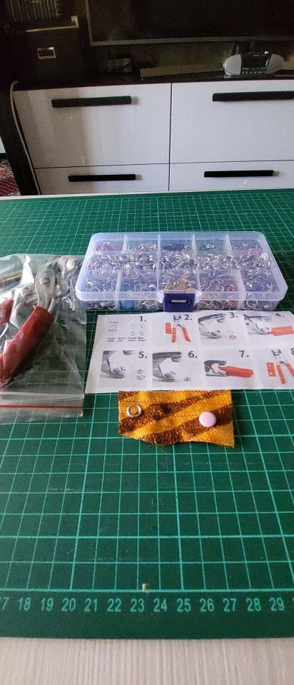 ButtonPliers, ένα επαγγελματικό σετ για τοποθέτηση κουμπιών - Image 2