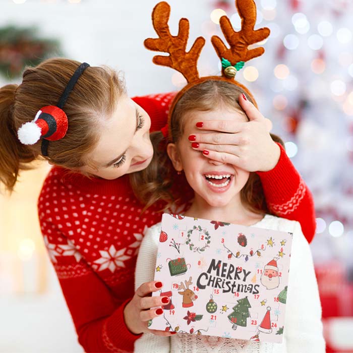 Ημερολόγιο Advent - σχεδιάστε ένα όμορφο εορταστικό βραχιόλι πριν από τα Χριστούγεννα!