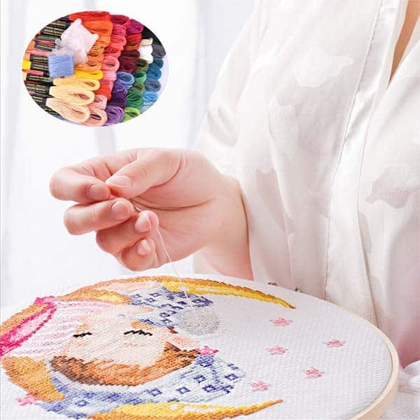 EmbroideryKit, ένα σετ 136 τεμαχίων από κλωστές και άλλα πιο συνηθισμένα αξεσουάρ κεντήματος - Image 10