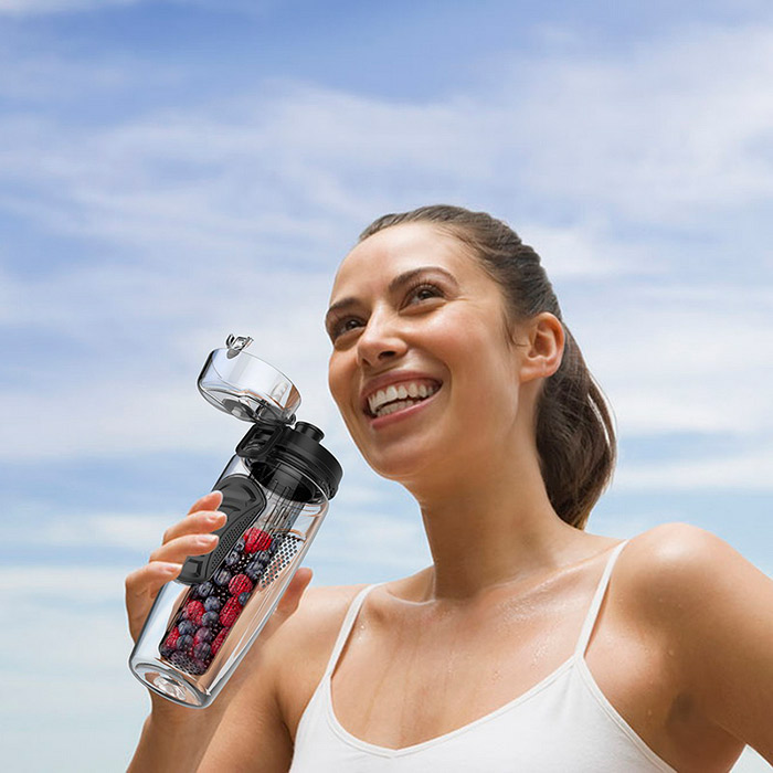 FruitBottle, μπουκάλι νερού με σουρωτήρι για φρούτα, μυρωδικά και τσάι (1000 ml) - Image 6