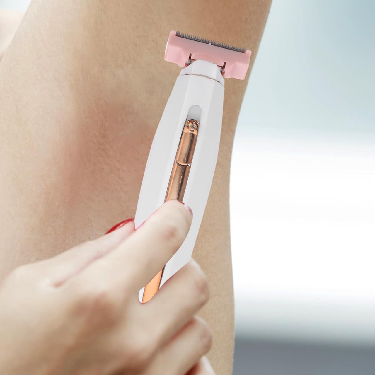 LadyCare, μια ξυριστική μηχανή χωρίς καλώδιο για όλο το σώμα - Image 2