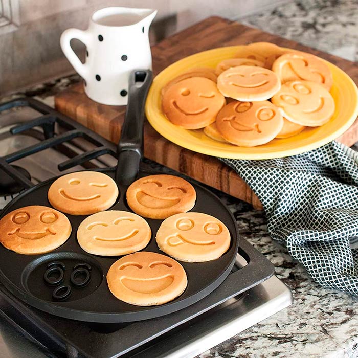 Δεν κολλάνε για εύκολη αφαίρεση των pancakes.