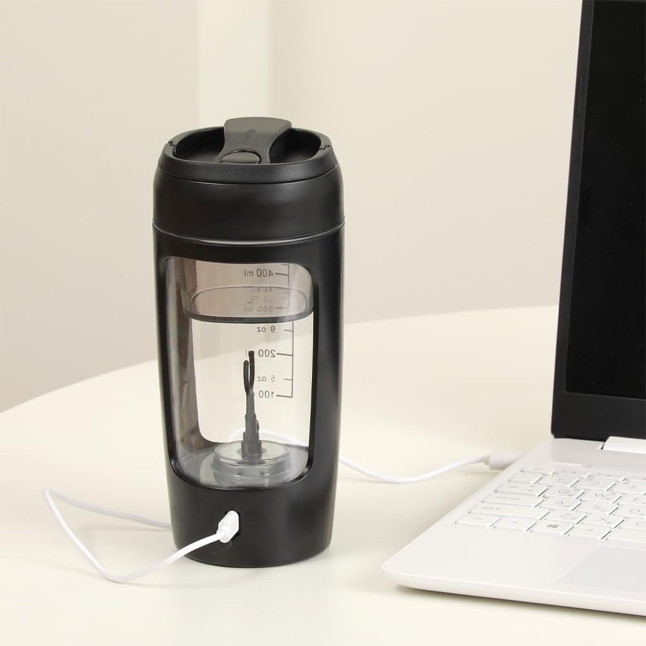 ProteinShaker, ένα ηλεκτρικό σέικερ με δοχείο που είναι επίσης μπουκάλι - Image 8